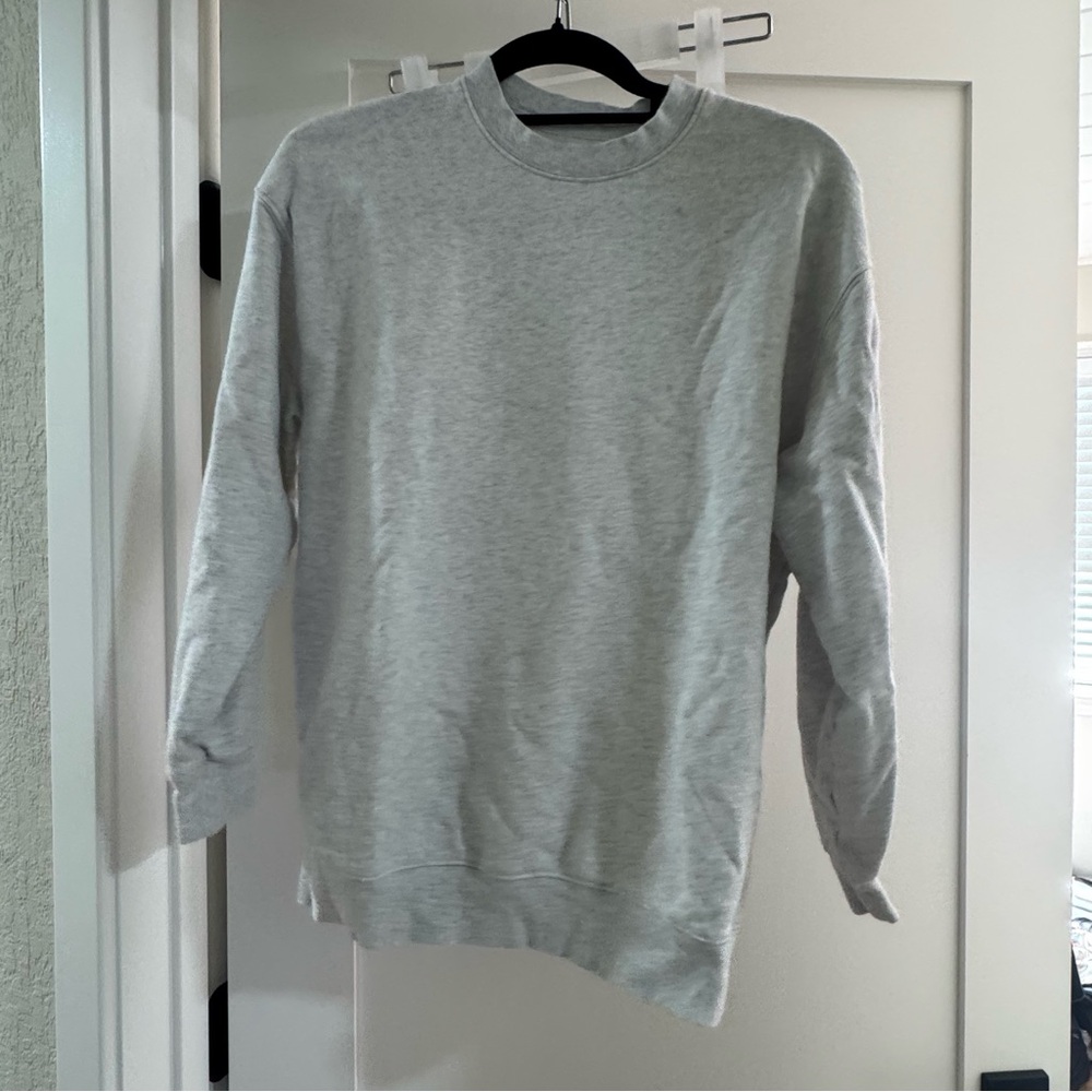 Aritzia Community Crewneck Sweatshirt Size 1